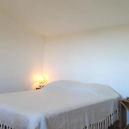 Bright T2 Near Center Apartment *
